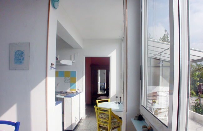 Ketty (SLR110) - Photo 8