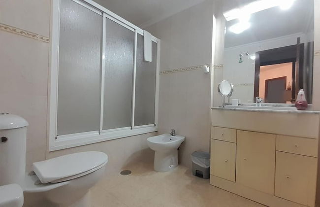 Apartment-sleeps6-parking-terrace - Photo 11