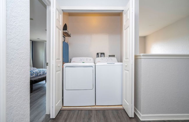 Cozy 4BR Regal Oaks w hot tub - Foto 28