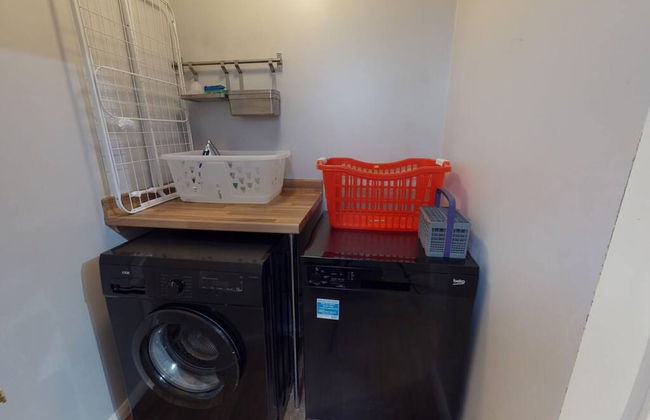 Stayzo 2BR House Accommodation in Peterborough - Foto 17