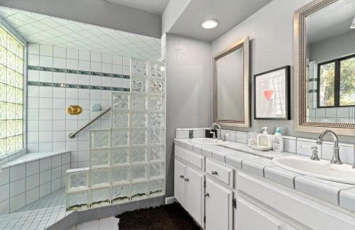 Cozy Lake View 4Bd 2,5Br Retreat in 5 Acres, Hot Tub and more - Foto 21