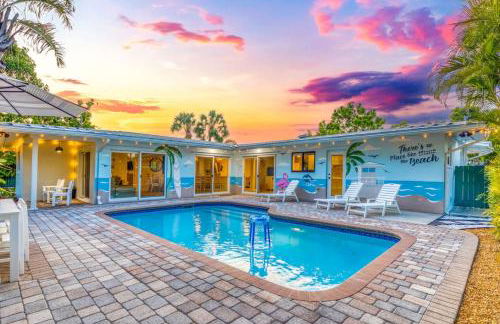 Heated Pool- MiniGolf- Fire Pit- Game Room- 1mi to Beach - Foto 1