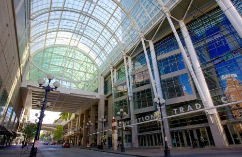 Modern Coastal Downtown, King bed, Work Desk, Kitchen - Foto 20