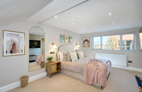 Stylish 4 bed home in Old Trafford next to MUFC - Foto 2