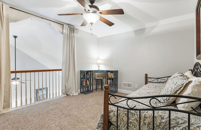 Fairview Vista by Avantstay 10 Mins to Asheville - Photo 35