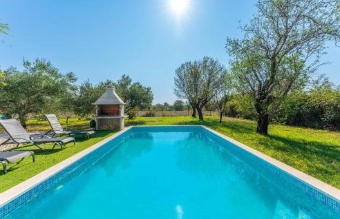 Cozy Home In Prkos With Jacuzzi - Foto 8