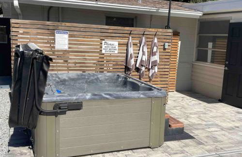 The Wisteria Oasis With heated pool and hot tub - Foto 45