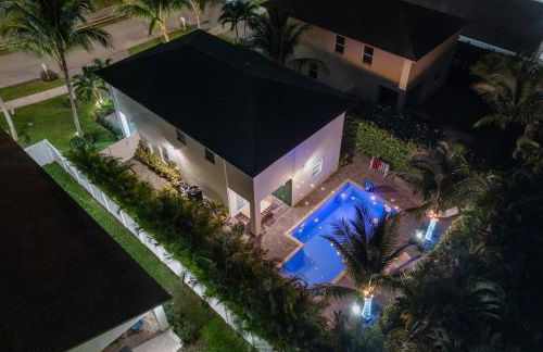 Lucky Day Retreat with Game Room, Heated Pool, Park, Resort Style Amenities - Photo 34