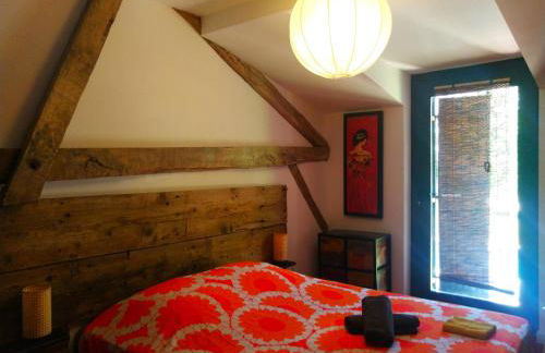 "La Case" - Magnifique ferme rénovée au cœur de la nature - Piscine privée sans vis-à-vis - Vue dégagée - Jardin - Stationnements gratuits devant la propriété - Belles prestations - Foto 70