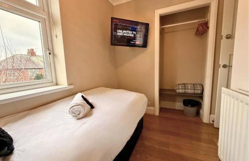 Private All-Weather Hot Tub House, Fire Pit, Free Parking, Near City Centre, Freeman Hospital, Great Transport Links - Foto 39