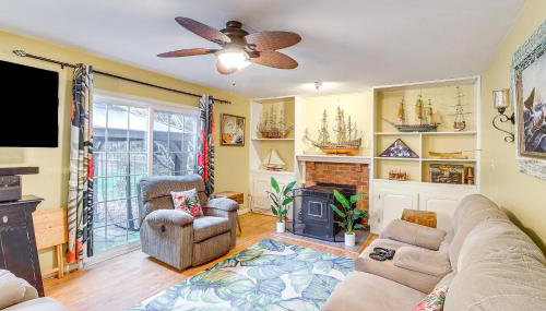 Spacious Trappe Getaway with Outdoor Pool and Gazebo! - Foto 4