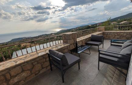 Rapunzel's Tower Mani - Foto 24