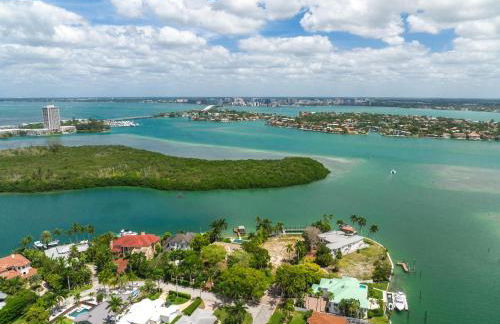 Beach Side Babe - Foto 42