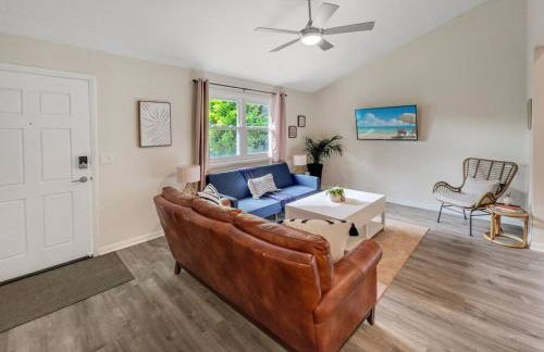 Cold Plunge Outdoor Shower Bike to Shem Creek - Photo 12