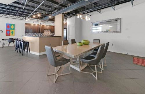 3 BR 2 BA Downtown Loft water view - Foto 3