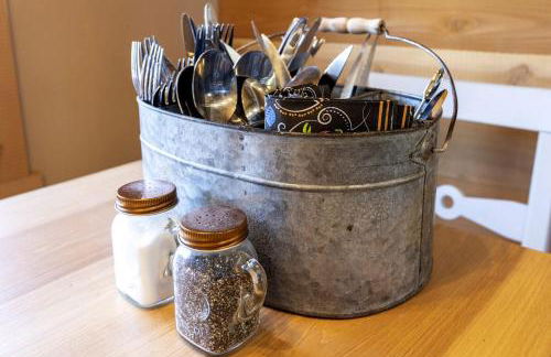 Unique Western-Themed Cabin Rental for Secluded Getaway in Warner Springs, California - Foto 9