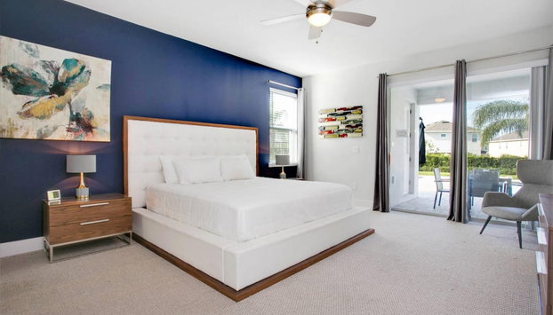 Stylish Family Home Private Pool/Spa 10min Disneyworld Sleeps 22 - Foto 4, Habitación