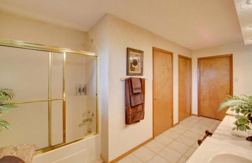 Lake Ouachita Vacation Rental with Community Pool - Foto 16