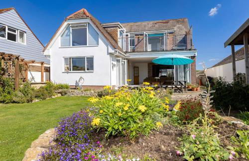 Big Sky at Hive Beach - Photo 1