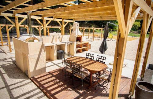 Apartment Leonie's Gîte Moulin de Tartay in Avignon by Interhome - Photo 31