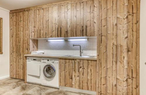 Chalet exceptionnel de 600m2 - Spa, salle de gym, ski-room - Foto 27