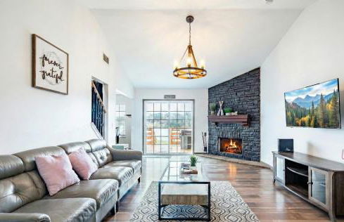 3BR Lakefront in Nashville with BBQ & Hot Tub - Foto 5