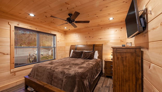 Luxury Good Vibes Cabin With Tub by RedAwning - Foto 3, Habitación