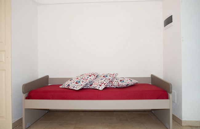 Trulli-style Chalet Near Forest Walks - Photo 16