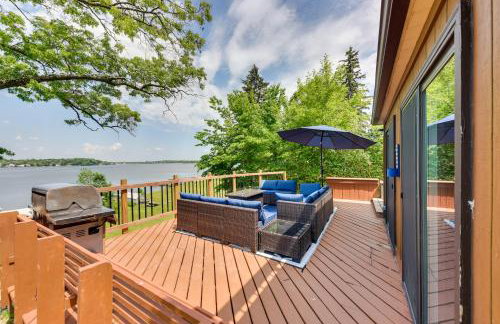 Waterfront Fox Lake Vacation Rental with Fire Pit! - Foto 28