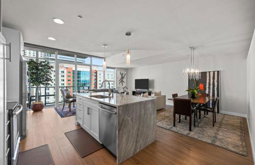 Spire - Unit 1810 - Foto 20