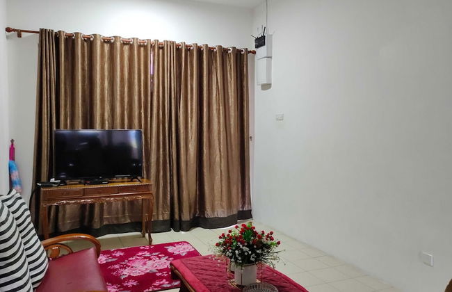 OYO Homes 90567 Barakah Homestay - Foto 2
