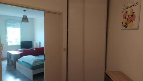 T1 TOURS NORD 38m2 - 4 couchages - Photo 2