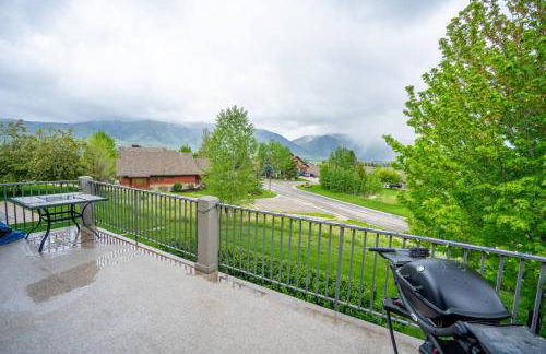 Spacious Eden Getaway w Hot Tub - Foto 27