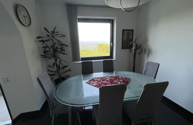 Tranquil Spacious Villa With Private Pool - Foto 16