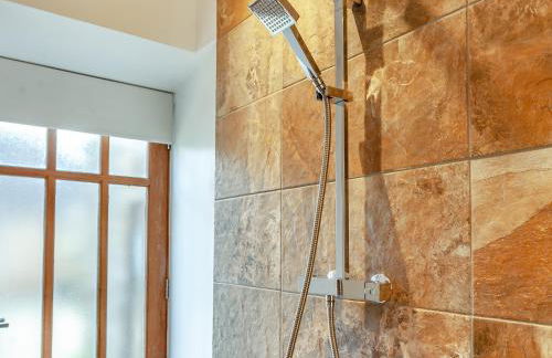 Midsummer Cottage Retreat - Foto 9