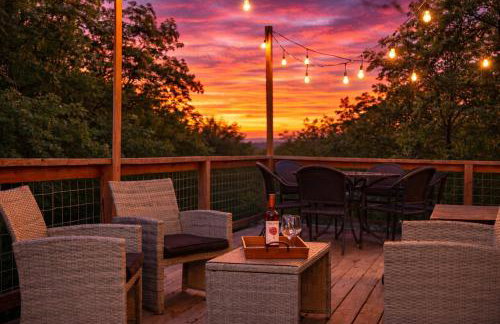 Fall Festivities - 4BR Home by IU Stadium Bloomington Bliss - Foto 3