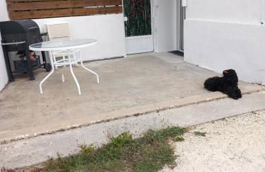 Petite maison avec jardin privé - Photo 5