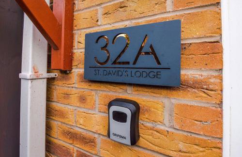St Davids Lodge - Cosy Stay in Preston for 2 with FREE Parking - Ideal For Business or Work Stays - Presented by Parydise Properties - Photo 26