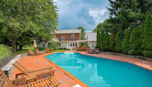 Bellawood Farmhouse - Foto 3, Garden, sunbed, Garden view