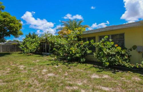 2 BR Home With Private Beach Access To Golden Beach - Luna Sea - Foto 40
