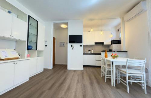 Appartamento sul lago con spiaggia privata - Foto 8