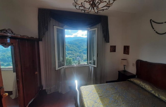 Captivating 1-bed Apartment in Gerano - Photo 2