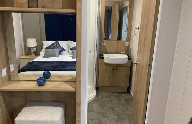 Clouded Yellow - Beautiful Modern Lodge, Kippford - Photo 17