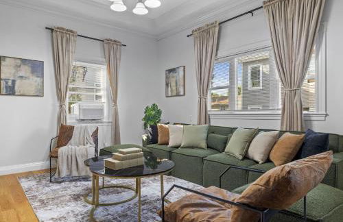 Boston 4BR Home with Parking BBQ Fire - Photo 21