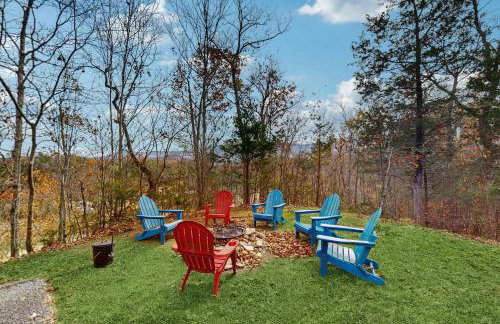Peaceful Waterfront Retreat Sleeps 8 Dock is available & Grill - Photo 5