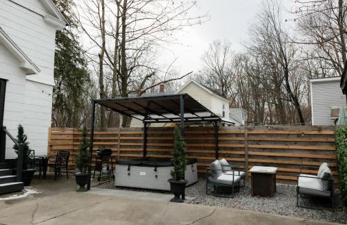 Designer Home, Hot Tub, Private Yard, & Projector - Foto 73