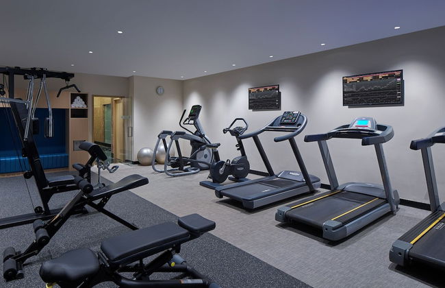 Two MacDonnell Road - Photo 13