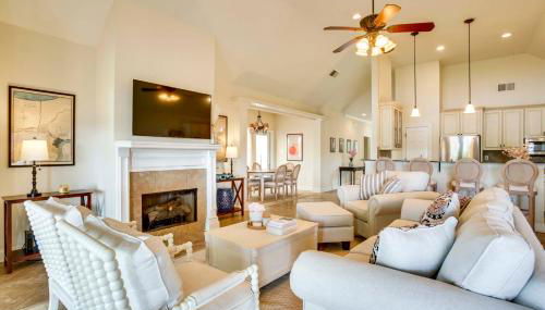 Waterfront Home 30 Mi to New Orleans with Boat Dock - Foto 3