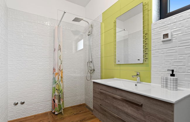 Modern Villa With Pool, Covered Terrace and sea View - Foto 11