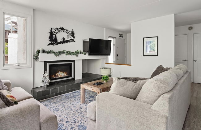 Bridges Circle 2 Bedroom Condo by RedAwning - Foto 24